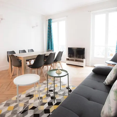 Spacious And Bright Apt At The Arc De Triomphe Lägenhet